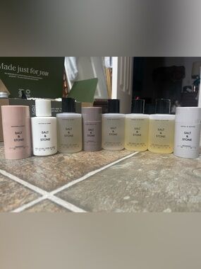 NWOT Salt & Stone Discovery set